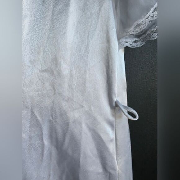 Vintage Miss Dior Ivory Nightgown Robe Lace Trim No Belt Sz S Union MADE IN USA - Picture 9 of 13